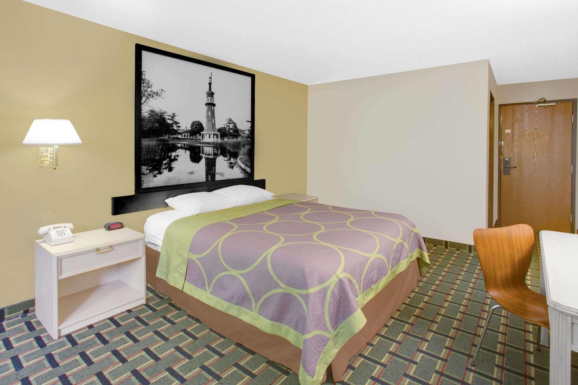 Super 8 Grand Rapids City Center Wyoming Exterior photo